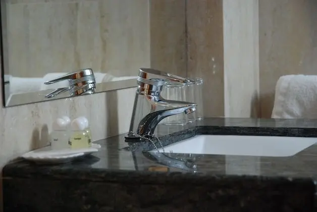 Standard Tek Büyük veya İki Ayrı Yataklı Oda, Deniz Manzaralı