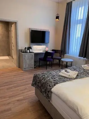 Tek Büyük veya İki Ayrı Yataklı Oda