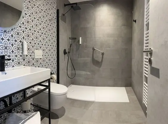 Tek Büyük veya İki Ayrı Yataklı Oda