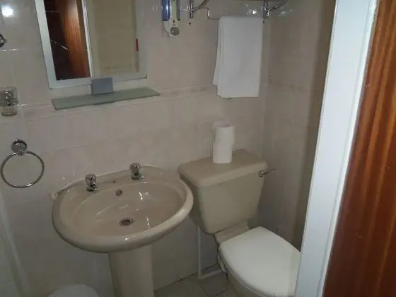 İki Ayrı Yataklı Oda, 2 Tek Kişilik Yatak, Sigara İçilmez