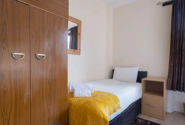 Apart Daire, 4 Yatak Odası