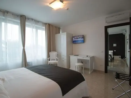 Deluxe Dört Kişilik Oda