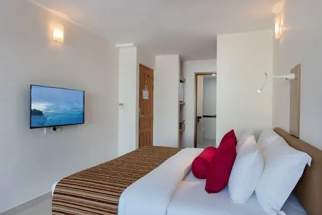 Economy Tek Büyük Yataklı Oda, 1 En Büyük (King) Boy Yatak, Balkon, Okyanus Manzaralı