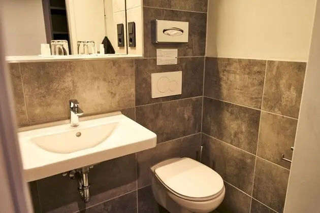 Comfort Tek Büyük veya İki Ayrı Yataklı Oda