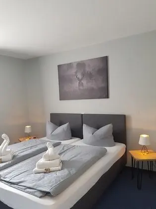 Basic Tek Büyük Yataklı Oda