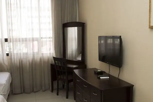 Üç Kişilik Oda