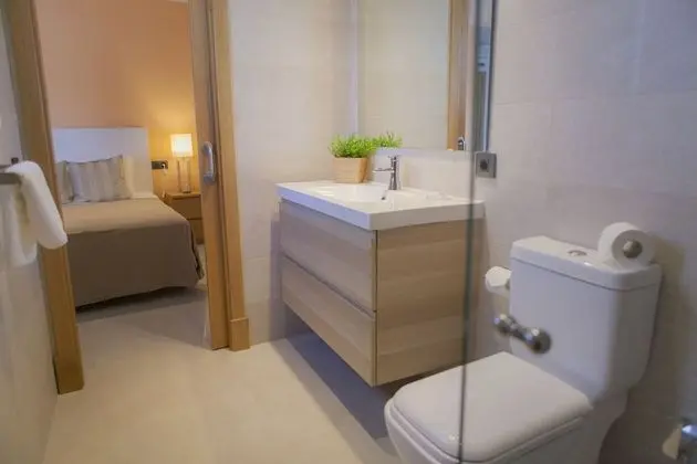 Tek Büyük Yataklı Oda, Balkon