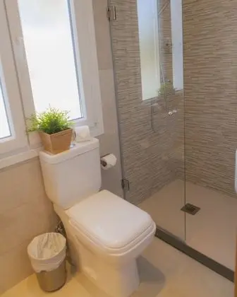 Tek Büyük Yataklı Oda, Balkon