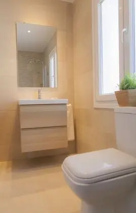 Tek Büyük Yataklı Oda, Balkon