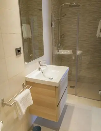 Tek Büyük Yataklı Oda, Teras