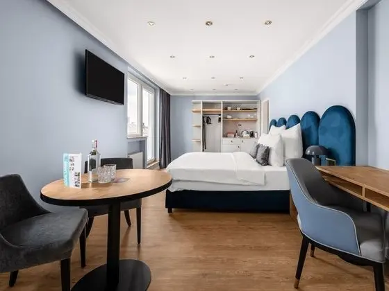 Deluxe Stüdyo, Balkon