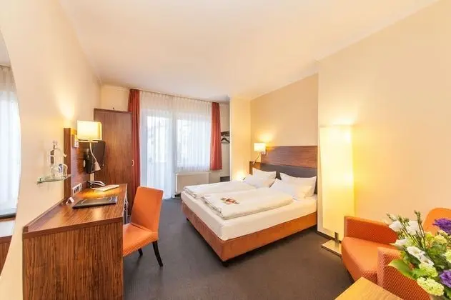 Deluxe Üç Kişilik Oda (Three People)