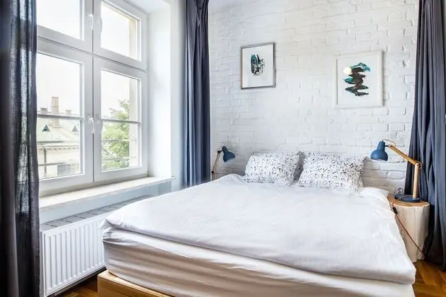 Classic Tek Büyük Yataklı Oda