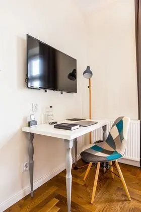 Classic Tek Büyük Yataklı Oda