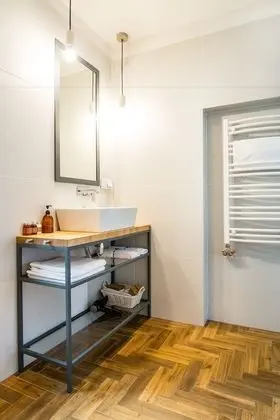 Classic Tek Büyük Yataklı Oda