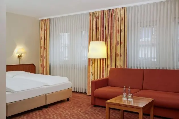 Comfort Tek Büyük Yataklı Oda