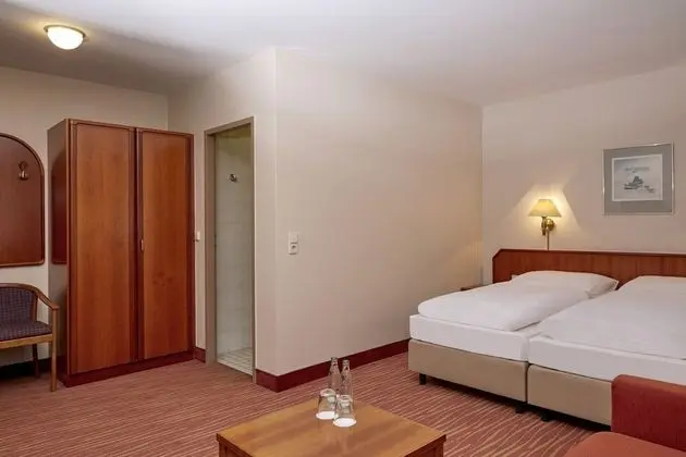 Comfort Tek Büyük Yataklı Oda