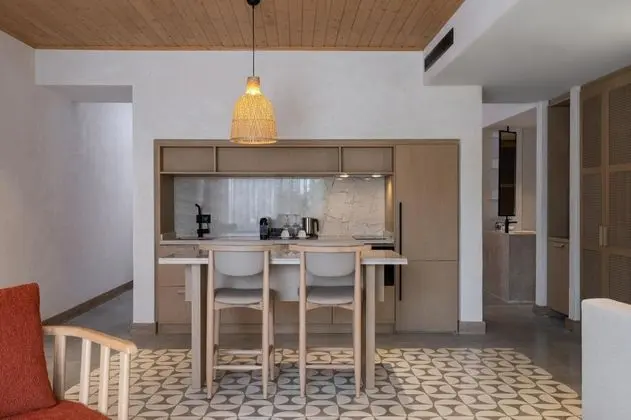 Suite,    , Özel Havuzlu