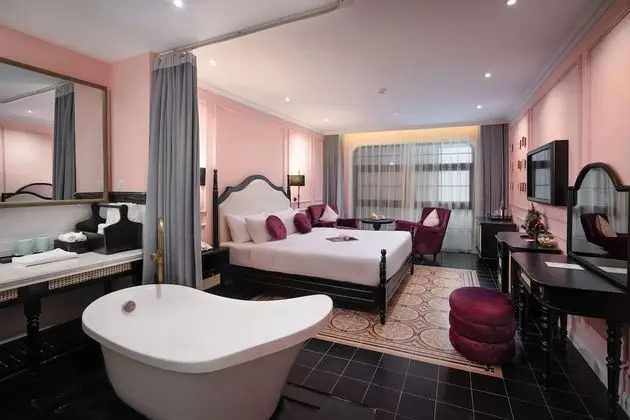Stüdyo (with Bathtub)