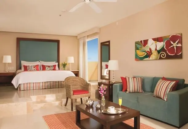 Junior Suite Ocean Front Double