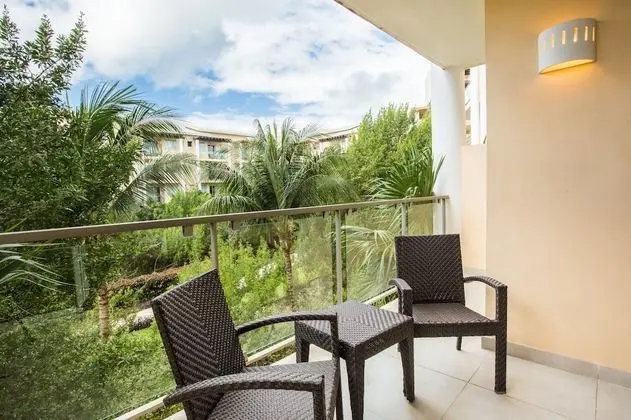 Junior Suite Ocean Front Double