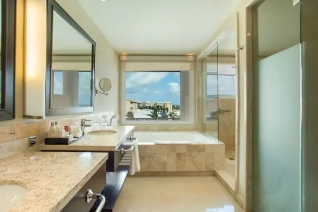 Junior Suite Ocean View Double