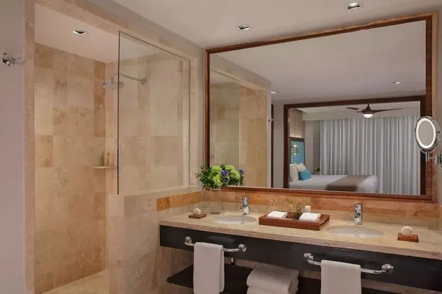 Preferred Club Suite Ocean View Double