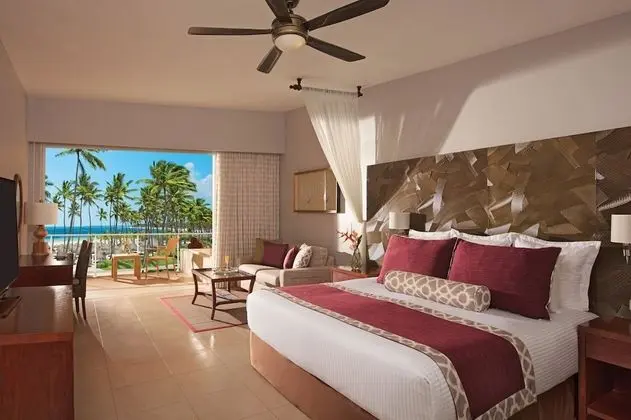 Preferred Club Deluxe Partial Ocean View King