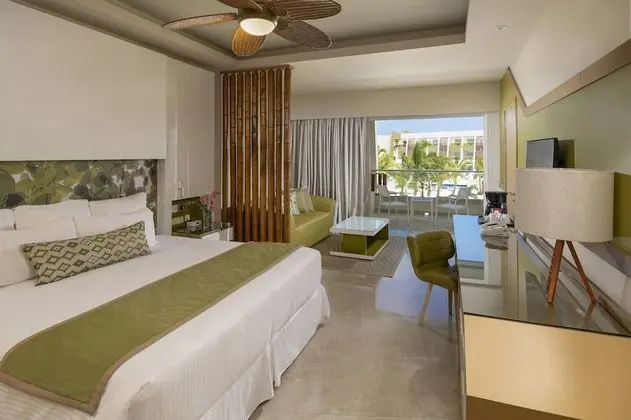 Junior Suite Garden View King Bed (Resort Access to Breathless Punta Cana)