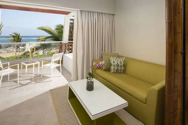 Preferred Club Jr Suite Ocean View Two Beds (VIP Concierge incl. & Access to Breathless)
