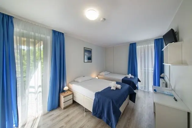 Tek Büyük veya İki Ayrı Yataklı Oda