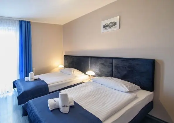 Tek Büyük veya İki Ayrı Yataklı Oda