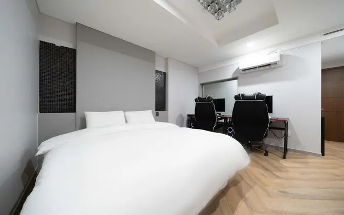Oda (Couple PC room-GTX 3060 INTEL 12th ge)