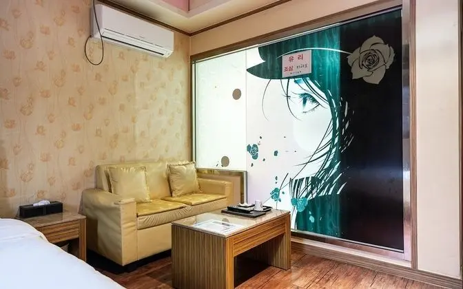 Oda (Special Room C (Netflix Available))