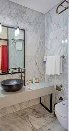 Aile Odası, Şehir Manzaralı