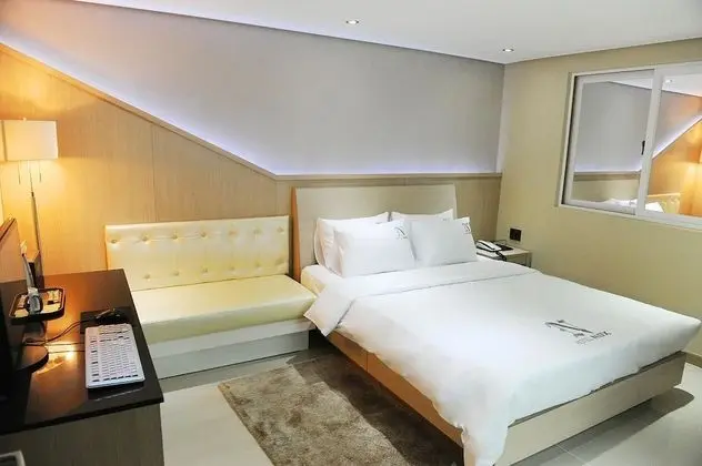 Deluxe Superior Room