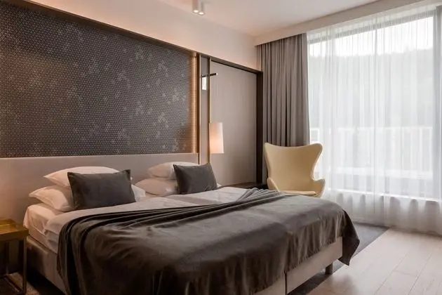 Comfort Tek Büyük veya İki Ayrı Yataklı Oda