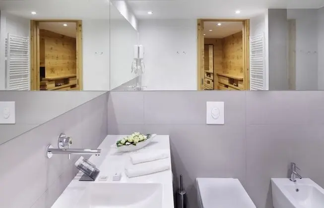 Comfort Tek Büyük veya İki Ayrı Yataklı Oda