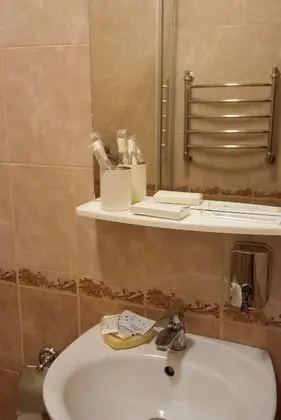 Tek Kişilik Oda, Sigara İçilmez