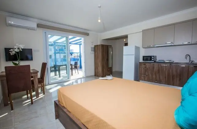 Stüdyo, Deniz Manzaralı