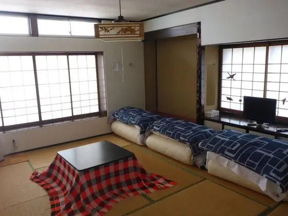 Traditional Dört Kişilik Oda, Ortak Banyo (Japanese-Style)