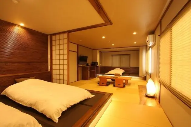 Executive Oda (Modern Japanese-Style, 203)