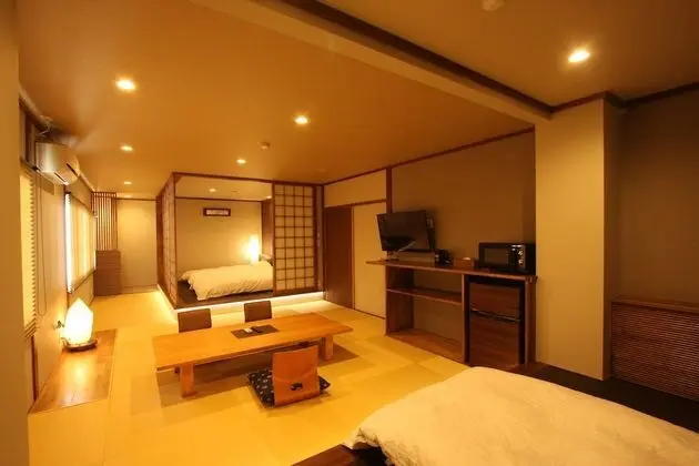 Executive Oda (Modern Japanese-Style, 203)