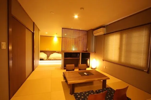 Superior Oda (Modern Japanese-Style, 205)