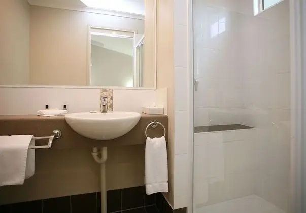 Standard Stüdyo, Sigara İçilmez, Balkon