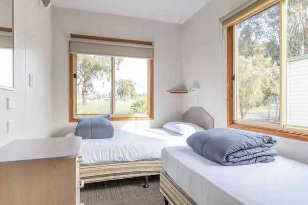 Standard Süit, 2 Yatak Odası, Sigara İçilmez, Küçük Mutfak (Boronia Cabin)