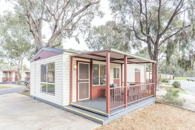 Standard Süit, 2 Yatak Odası, Sigara İçilmez, Küçük Mutfak (Redwood Cabin)