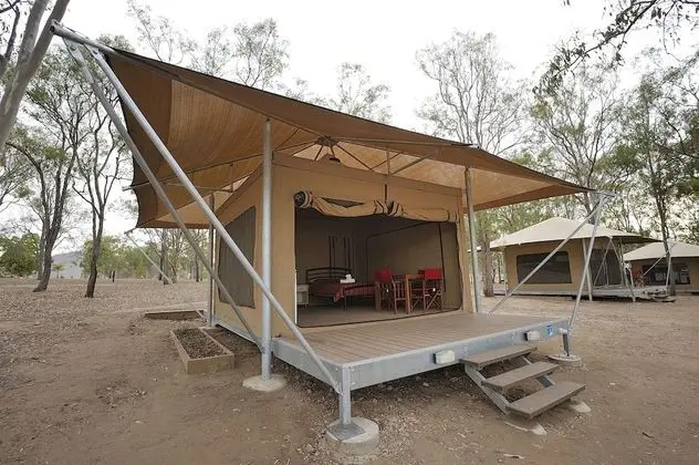 Çadır, Ortak Banyo, Göl Manzaralı