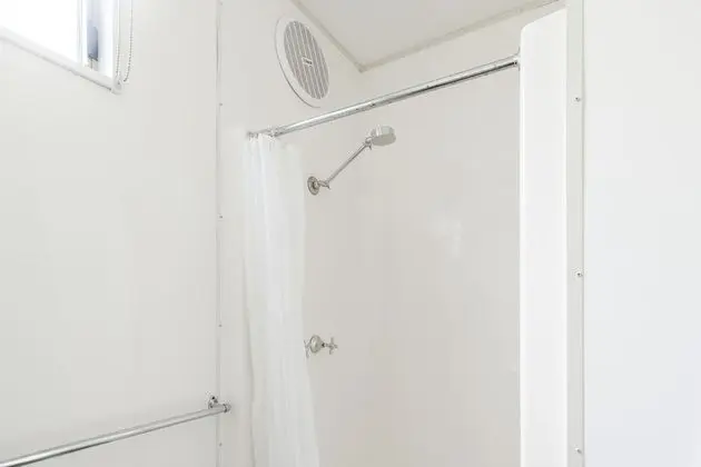 Deluxe Kulübe, 2 Yatak Odası, Sigara İçilmez, Mutfak (Sheerwater Cabin)