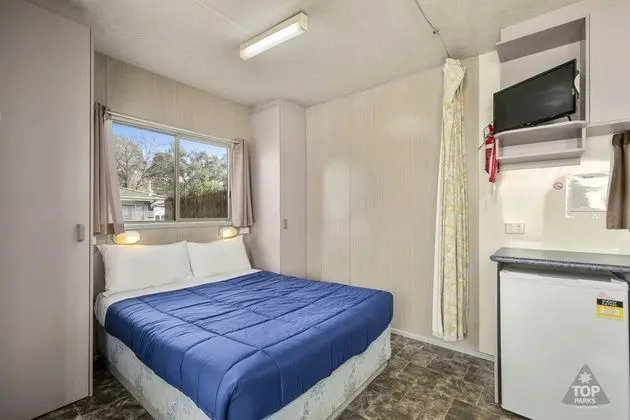 Standard Kulübe, Birden Çok Yatak, Sigara İçilmez, Küçük Mutfak (Ibis Cabin)
